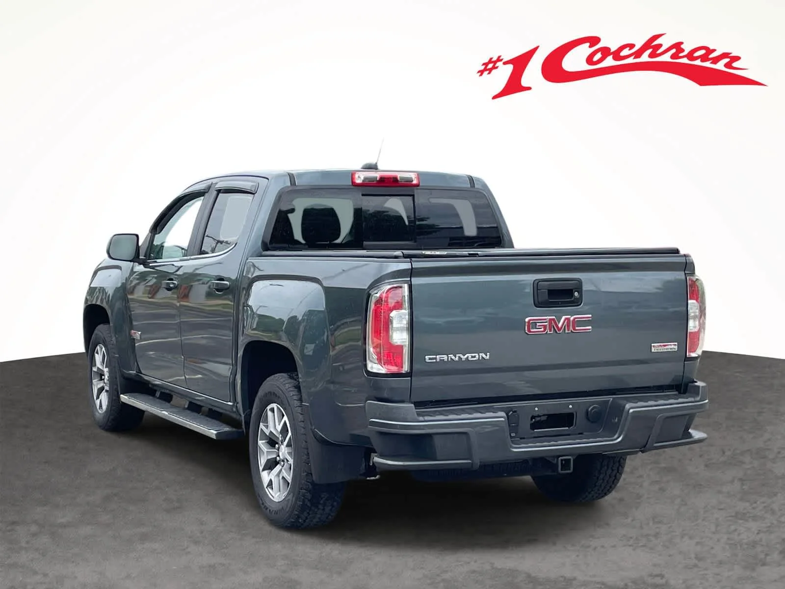 Used 2015 Cyber Gray Metallic GMC 4WD SLE image 9