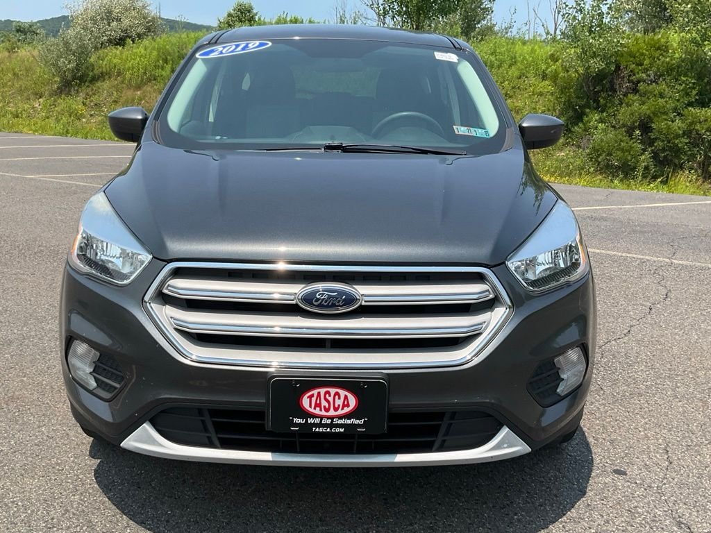 Used 2019 Magnetic Ford SE image 24