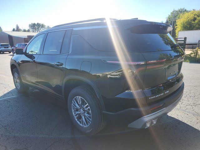 2027 Chevrolet Traverse LT - Photo 8