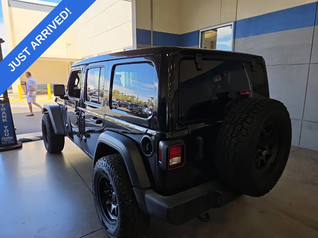 Used 2022 Black Clearcoat Jeep Unlimited Sport S image 4
