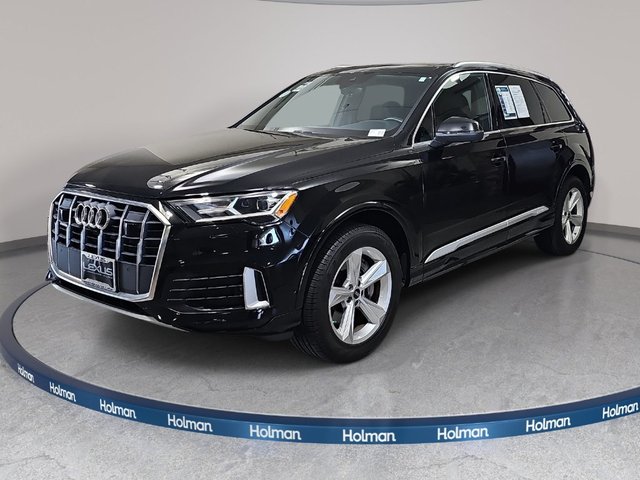 2022 Audi Q7 45 Premium Plus