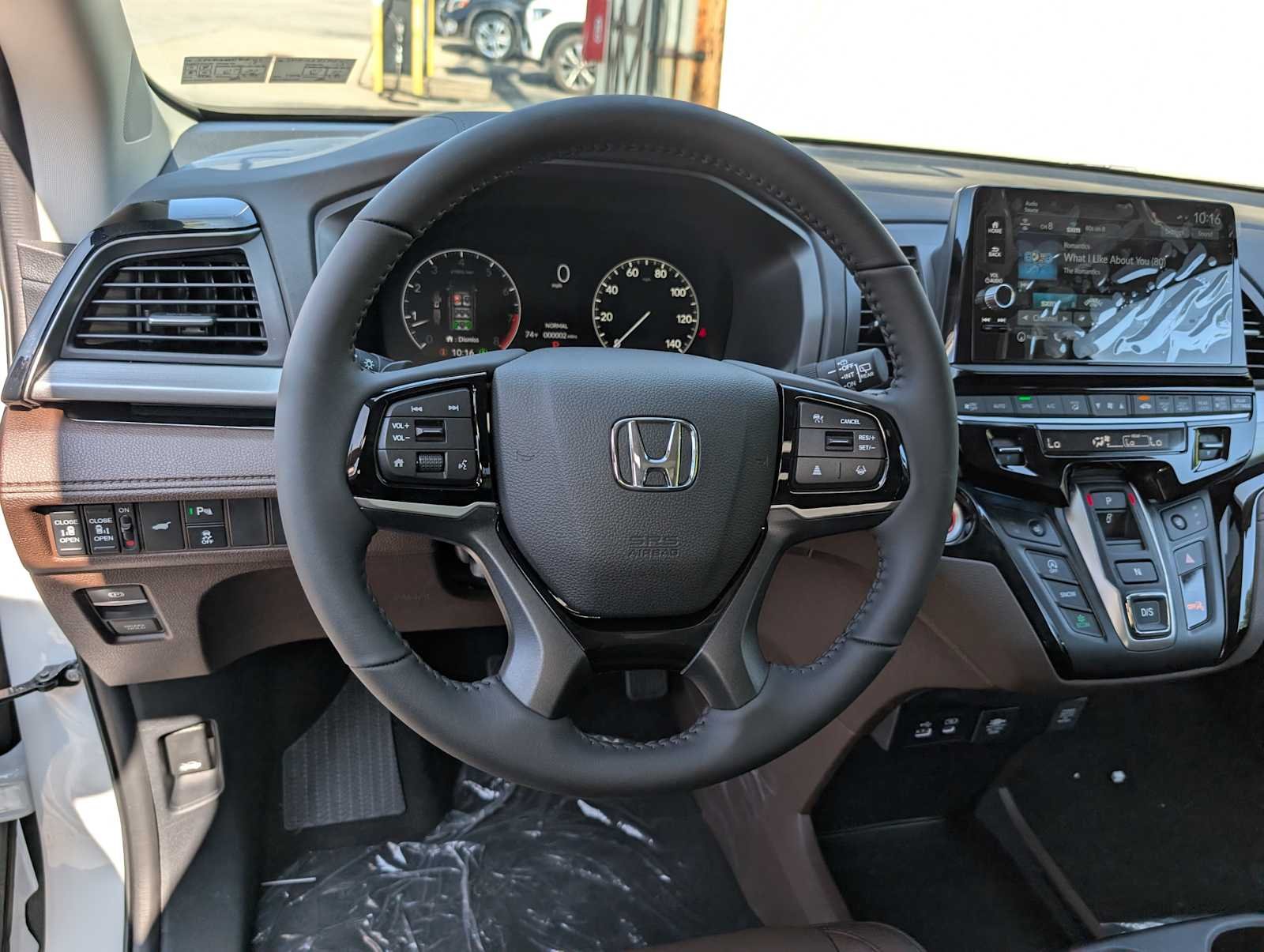 New 2026 Platinum White Pearl Honda Touring image 34