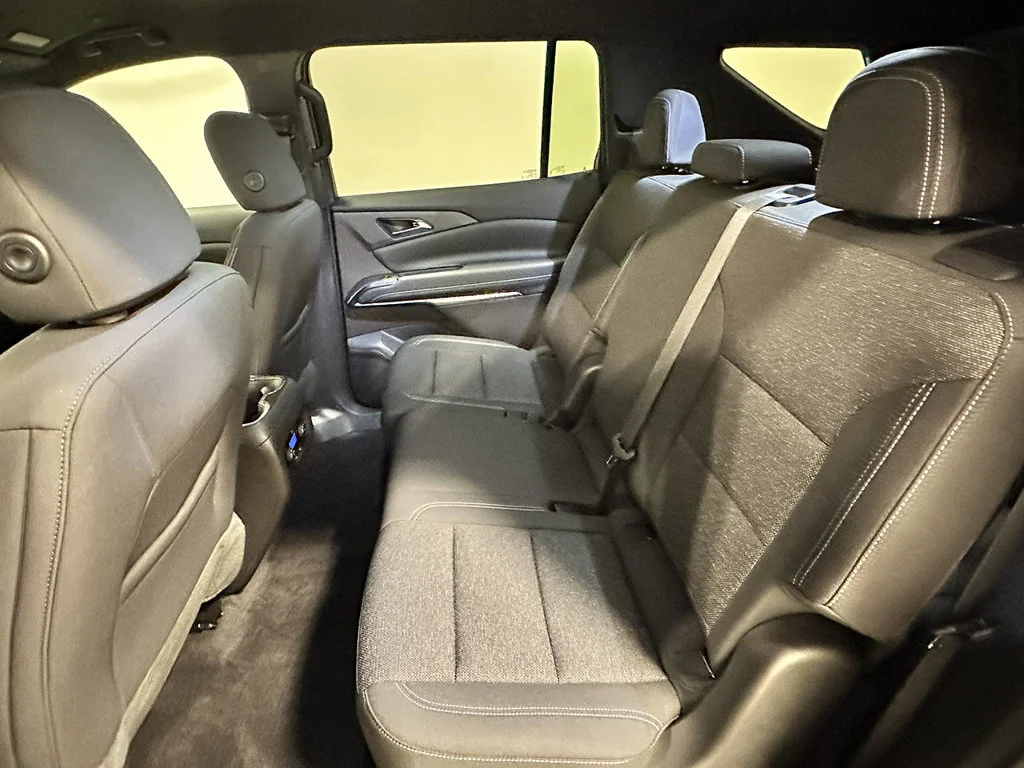 Used 2026 Summit White Chevrolet LT image 18