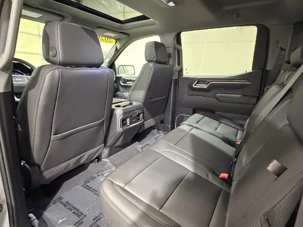 2026 GMC Sierra 1500 SLT - Photo 39
