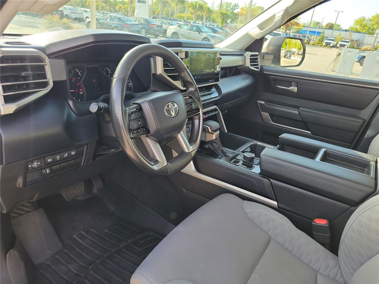 2022 Toyota Tundra SR5 - Photo 11