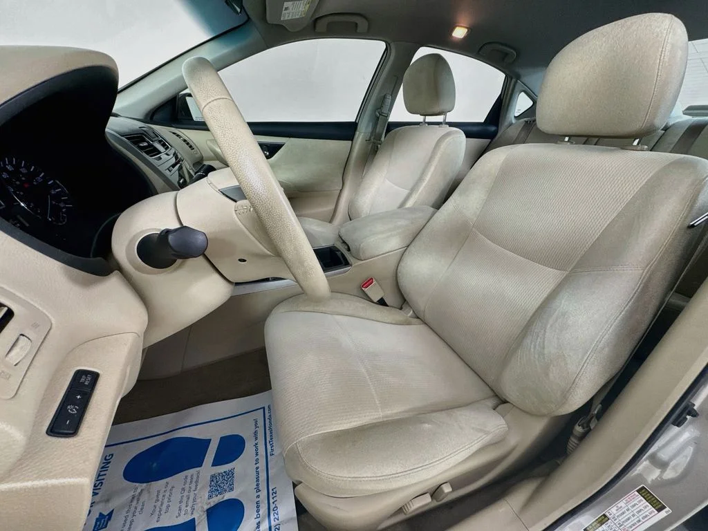 Used 2013 Beige Nissan 2.5 SV image 24