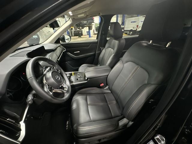 Used 2025 Black Mazda 3.3 Turbo Select image 17