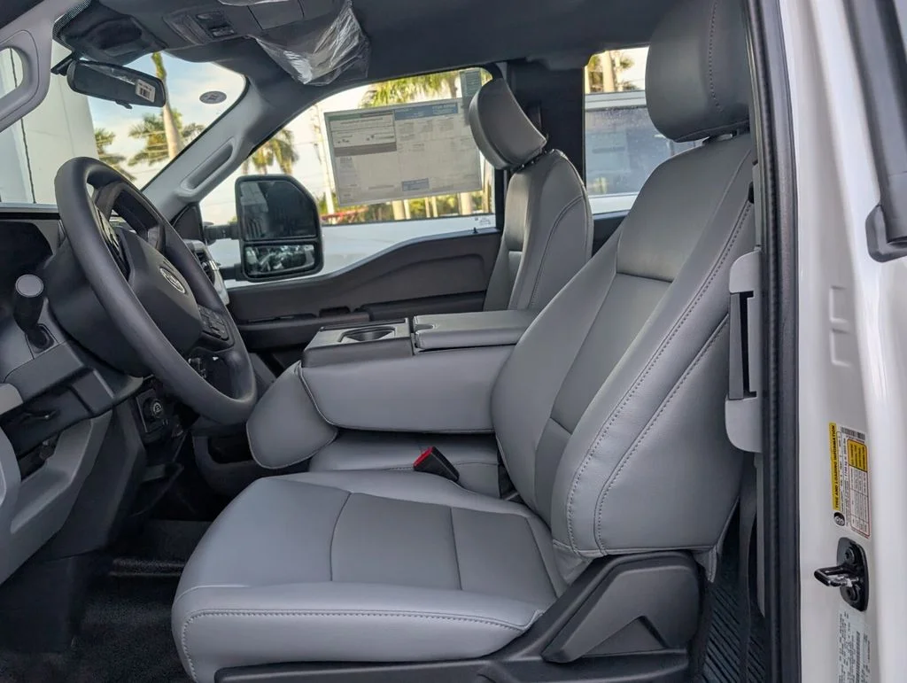 New 2026 Oxford White Ford F-350® XL image 11