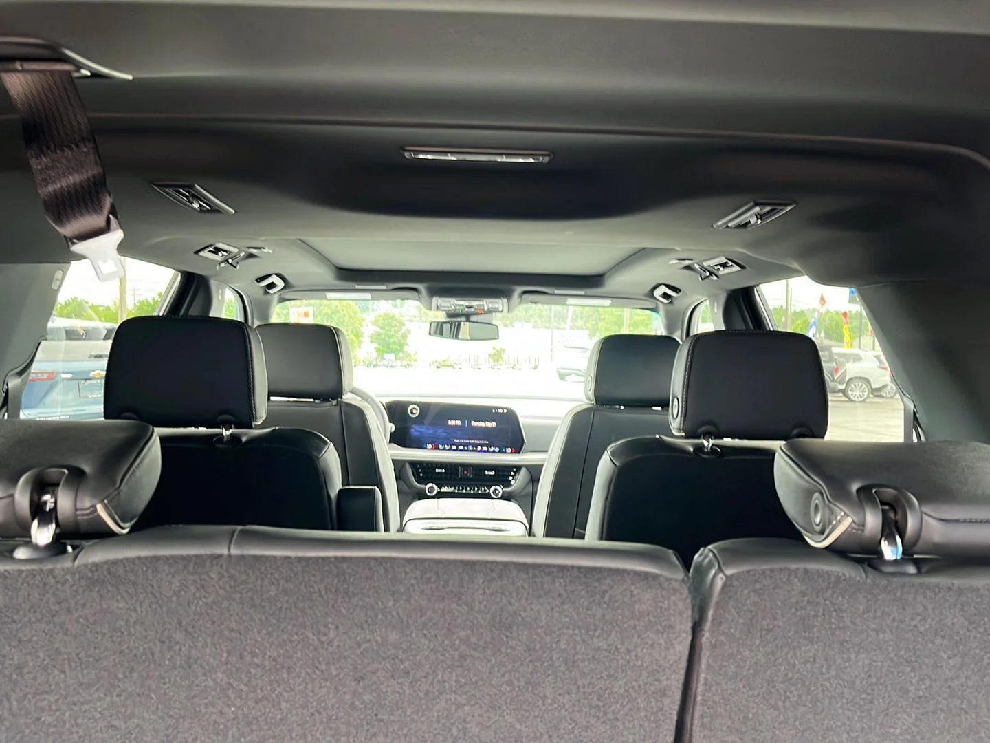 2026 Chevrolet Suburban Premier - Photo 29