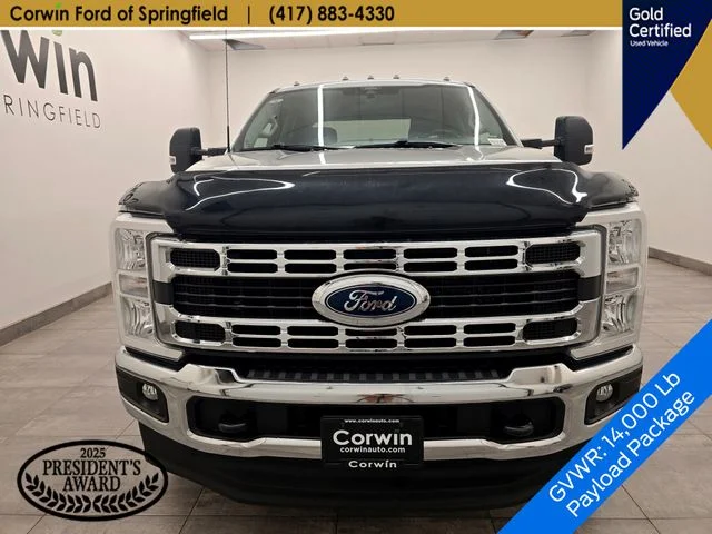 Certified Used 2025 Avalanche Ford XLT image 9