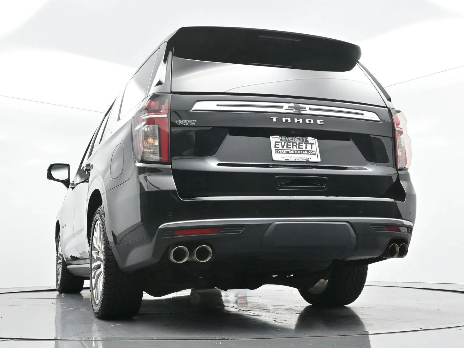 Used 2022 Black Chevrolet High Country image 52