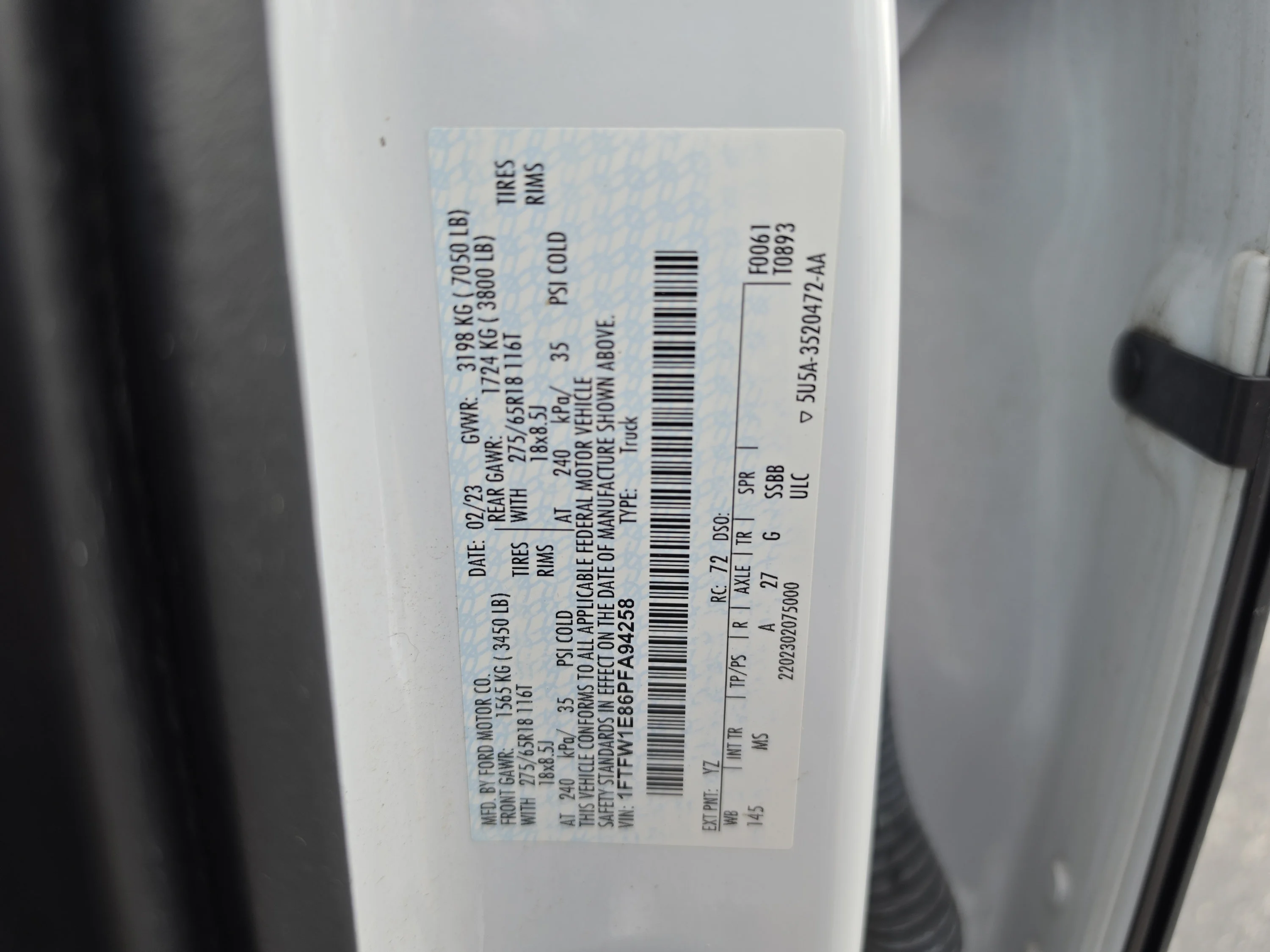 Used 2023 Oxford White Ford XLT image 40
