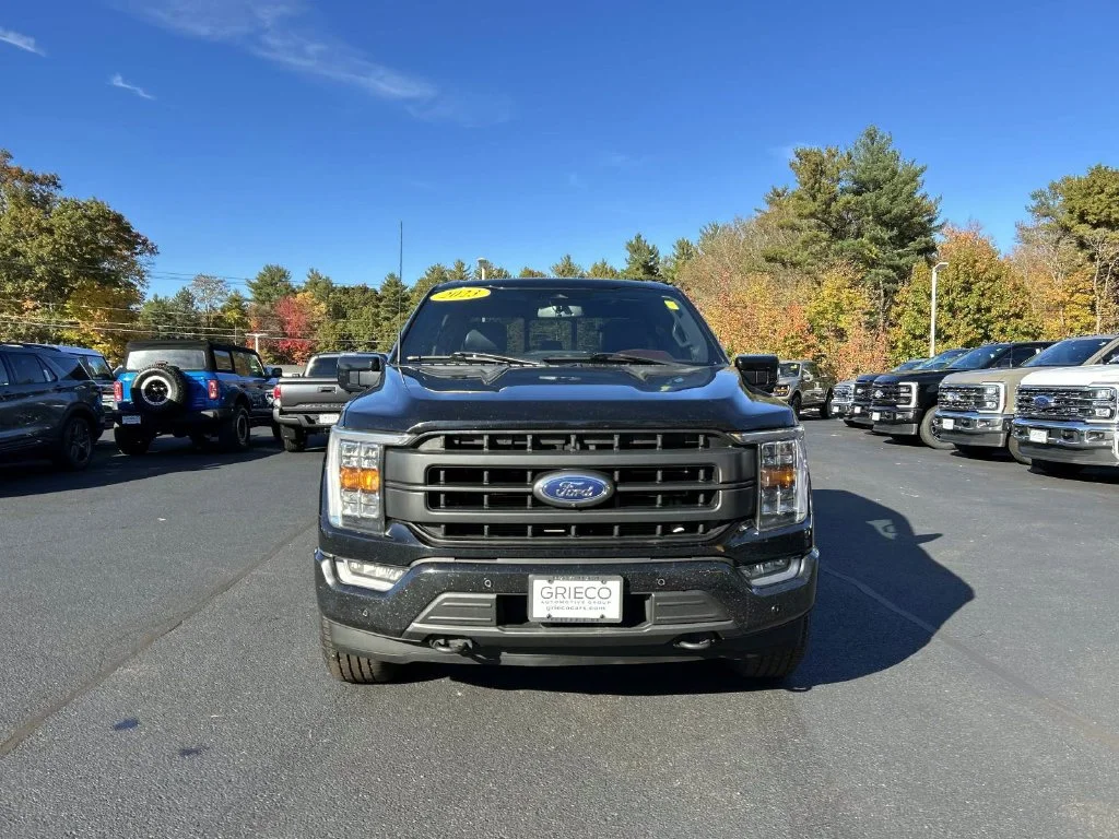 Used 2023 Black Metallic Ford Lariat image 8