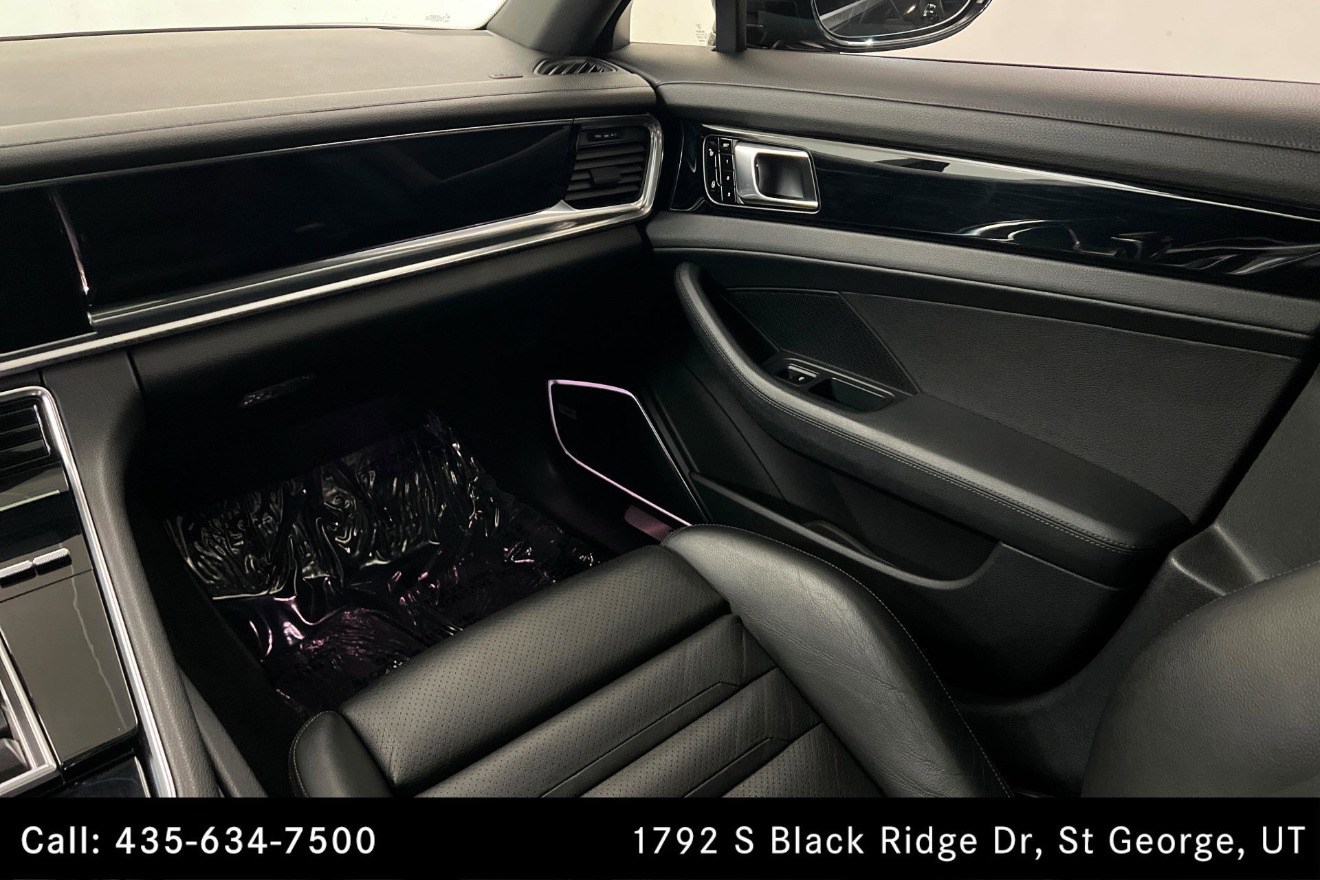 2017 Porsche Panamera 4 - Photo 11