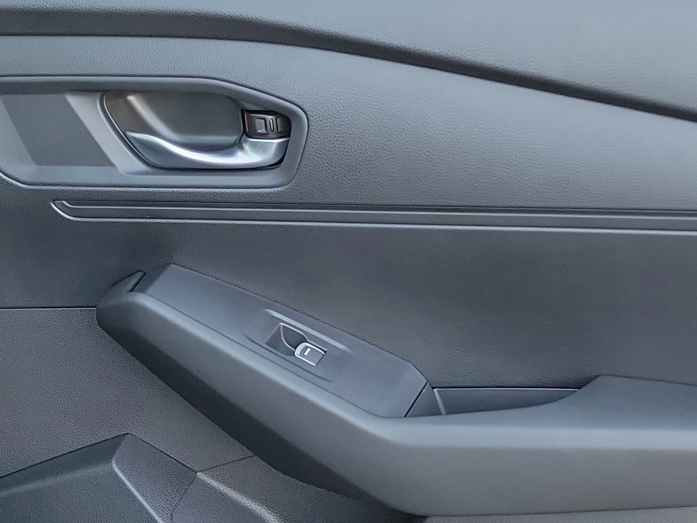 New 2026 Solar Silver Metallic Honda SE image 16