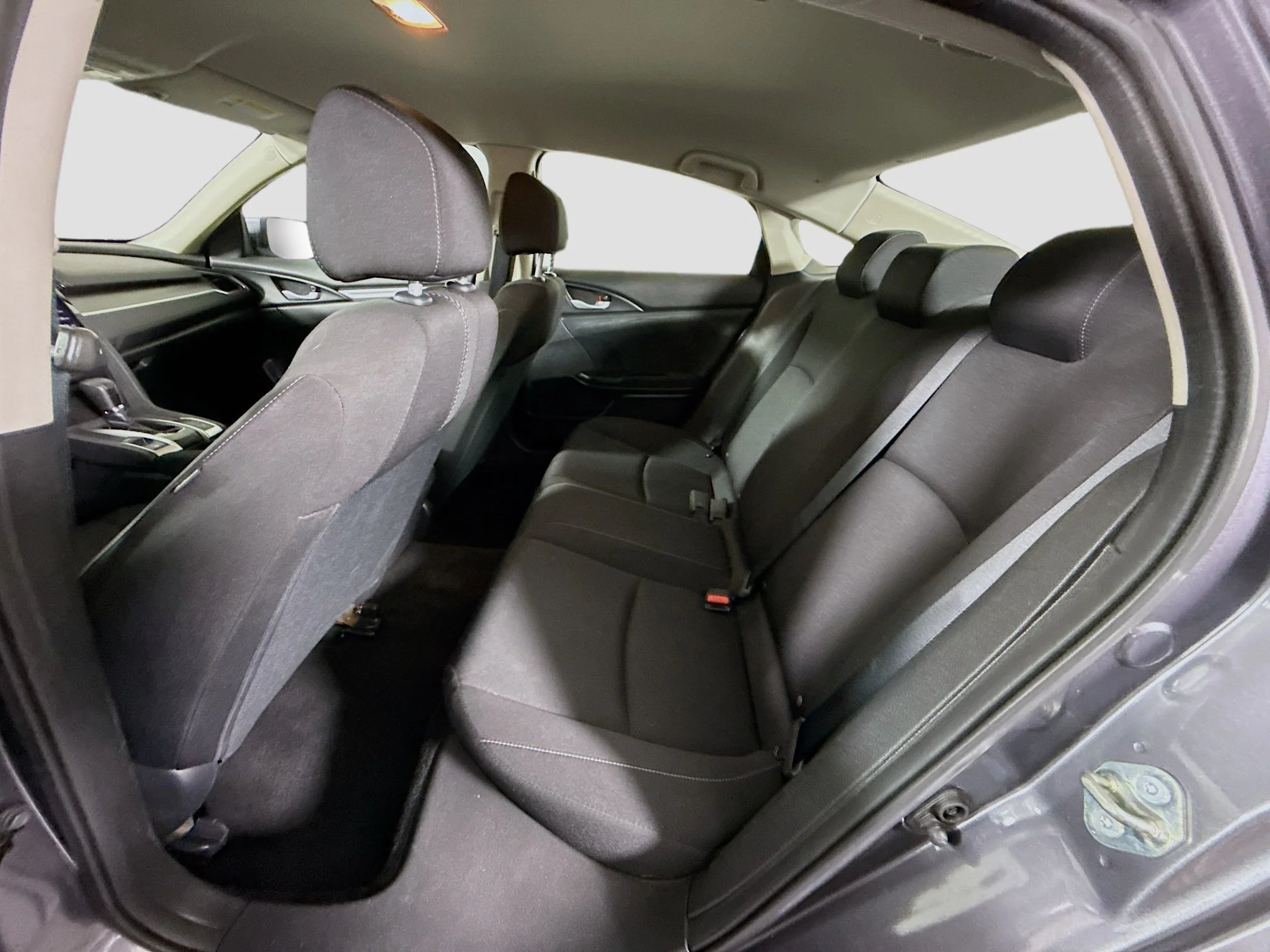 Used 2018 Modern Steel Metallic Honda LX image 20