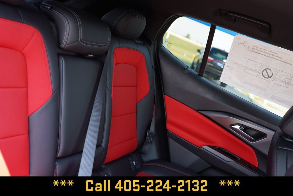 2025 Chevrolet Equinox EV RS - Photo 21
