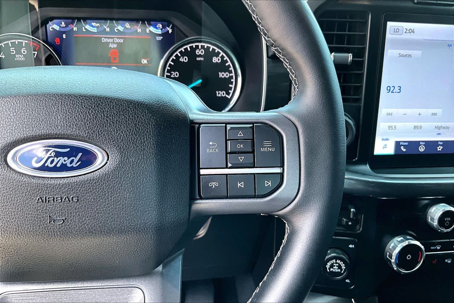Used 2023 Agate Black Ford XLT image 23
