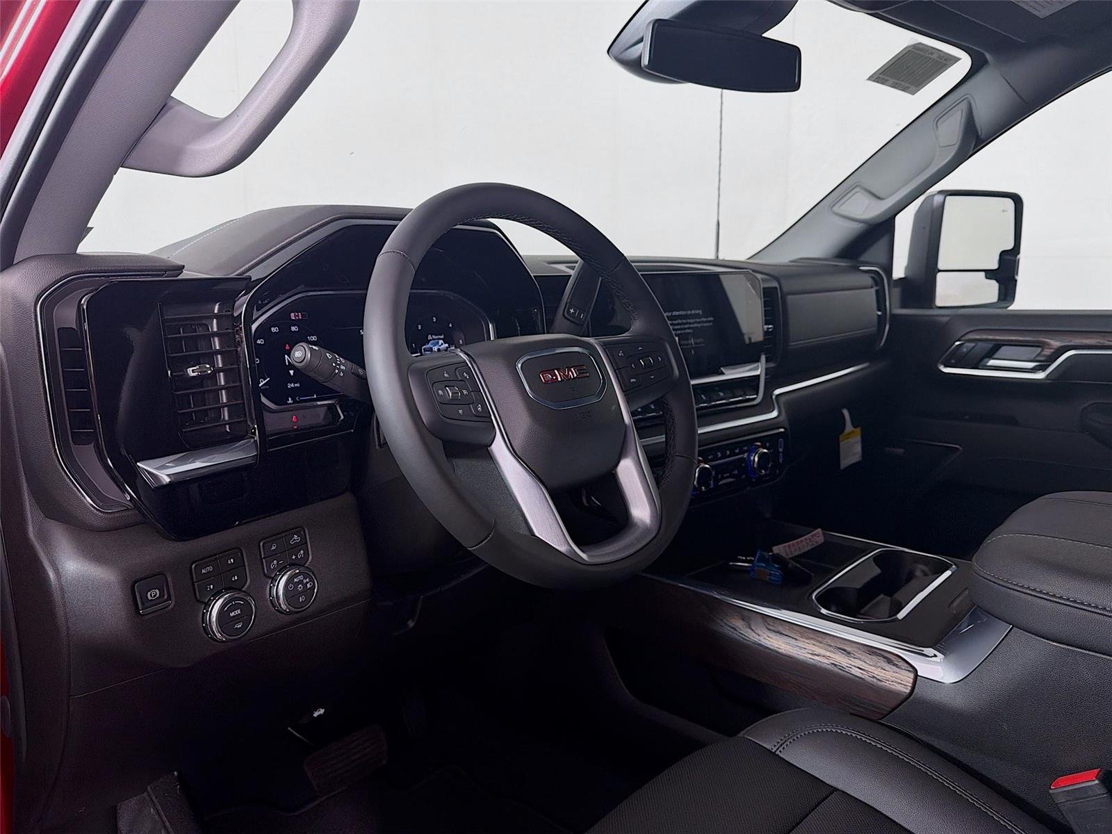2026 GMC Sierra 2500HD SLT - Photo 9