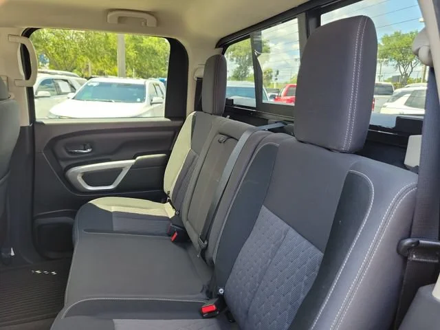 2021 Nissan Titan SV - Photo 13