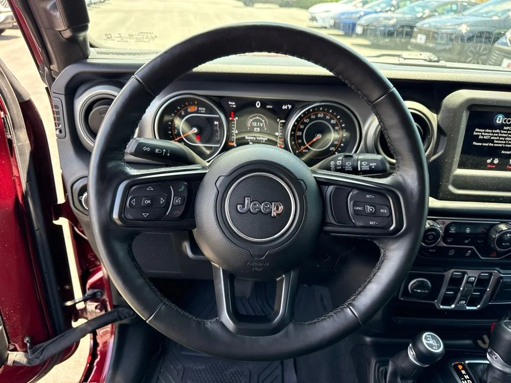 Used 2021  Jeep Unlimited Willys image 21
