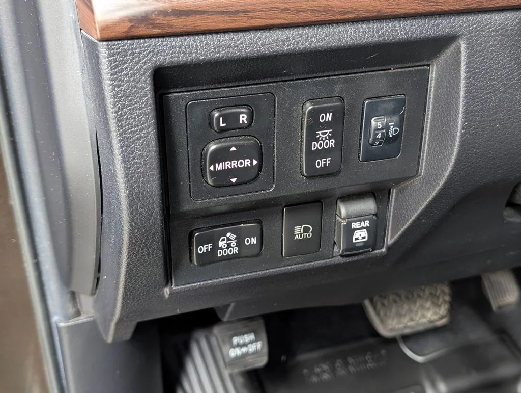 Certified Used 2020 Smoked Mesquite Toyota Limited image 12