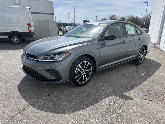 New 2026 Platinum Gray Volkswagen 1.5T Sport image 10
