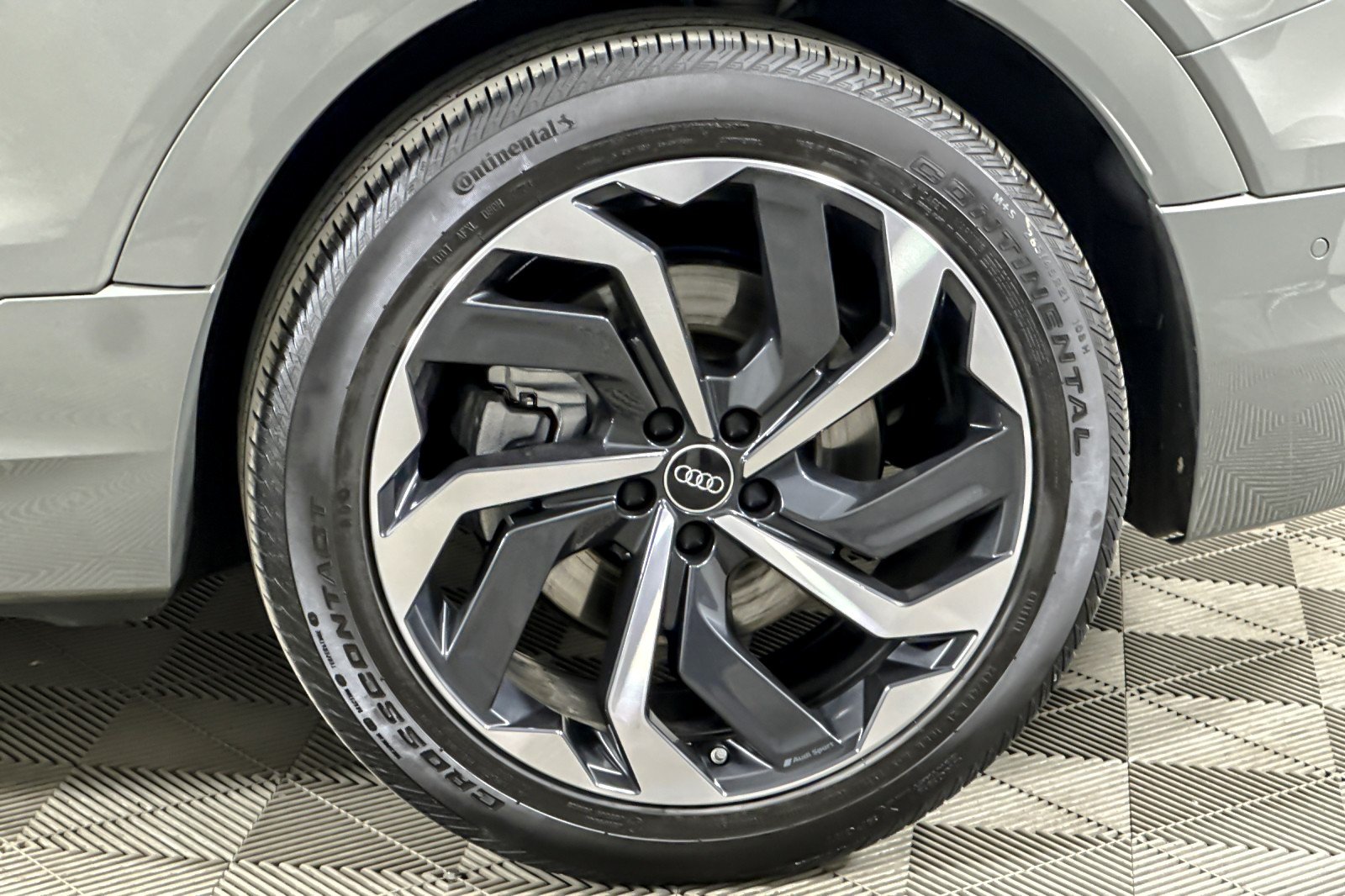 Used 2024 Chronos Gray Metallic Audi Premium Plus quattro image 26