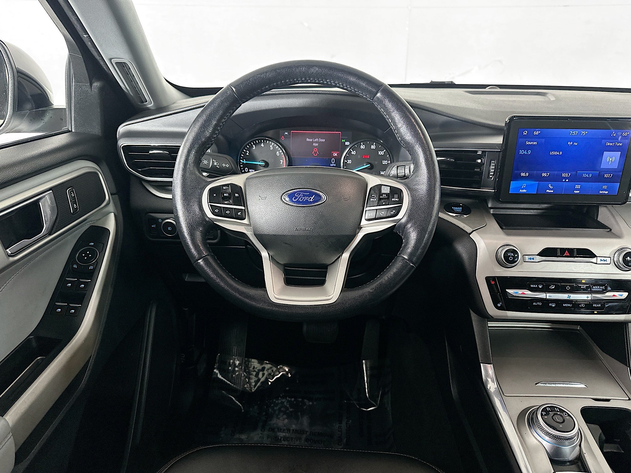 Used 2022 White Metallic Ford XLT image 22