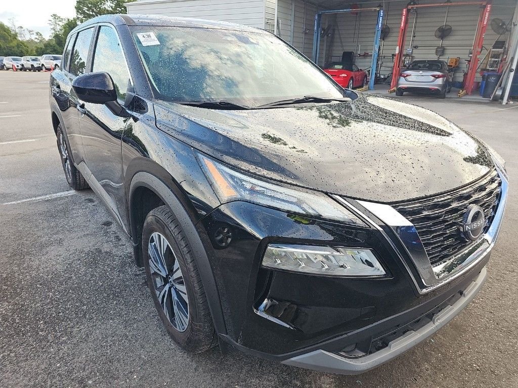 Used 2023 Black Nissan SV image 4
