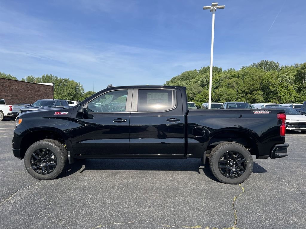 2026 Chevrolet Silverado 1500 LT Trail Boss - Photo 2