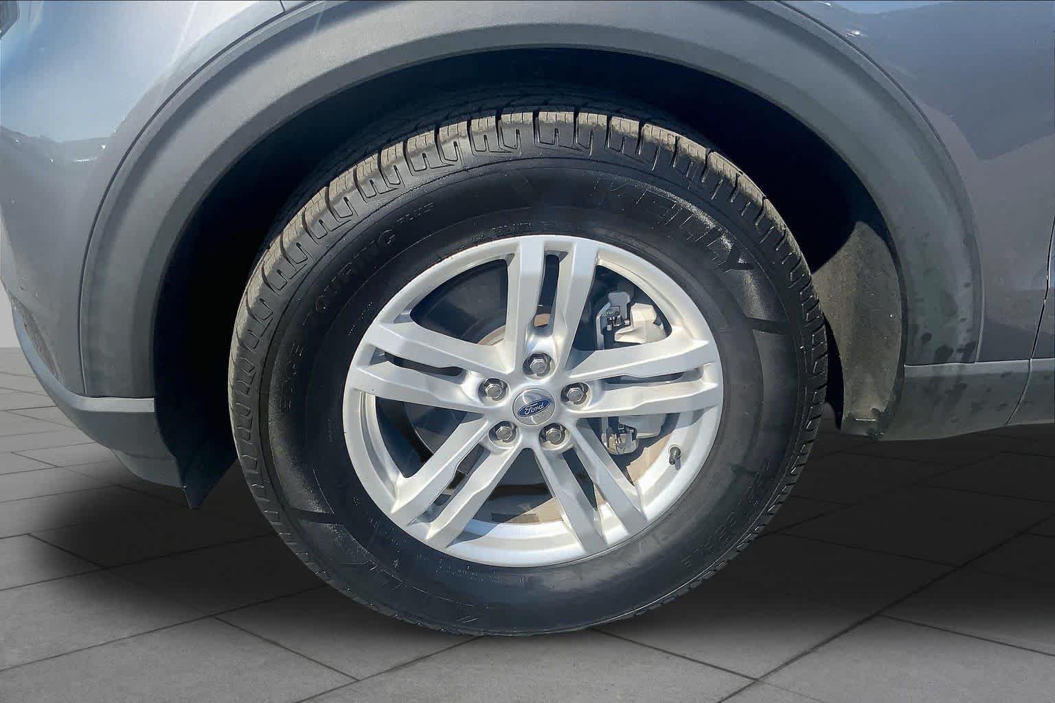 Certified Used 2022 Gray Ford XLT image 11