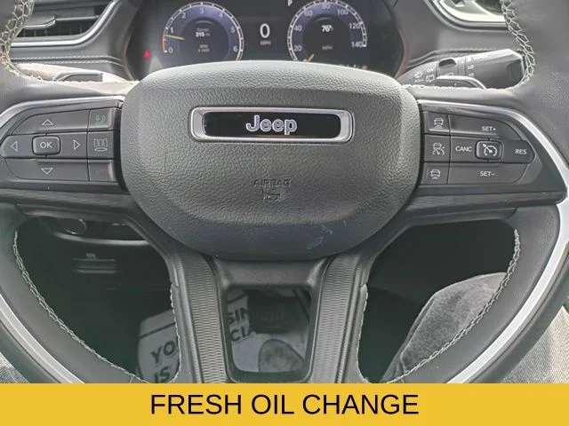 Used 2023 Red Jeep Altitude image 20