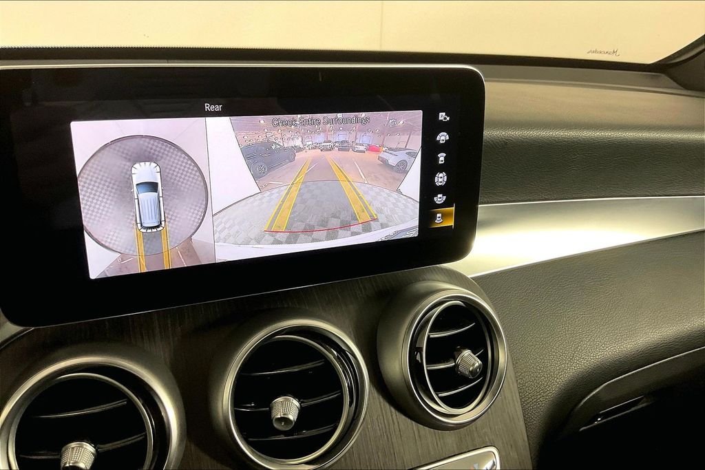 2021 Mercedes-Benz GLC GLC300 - Photo 21