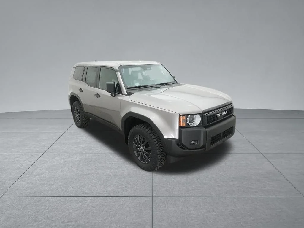 Used 2025  Toyota 1958 image 16
