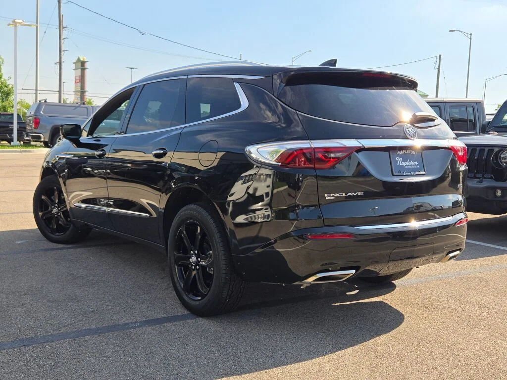 Used 2024 Black Buick Essence image 16