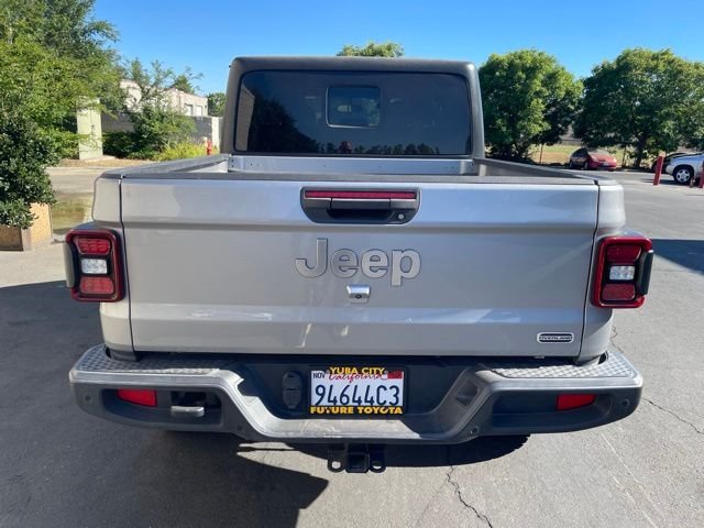 Used 2020 Silver Jeep Overland image 4