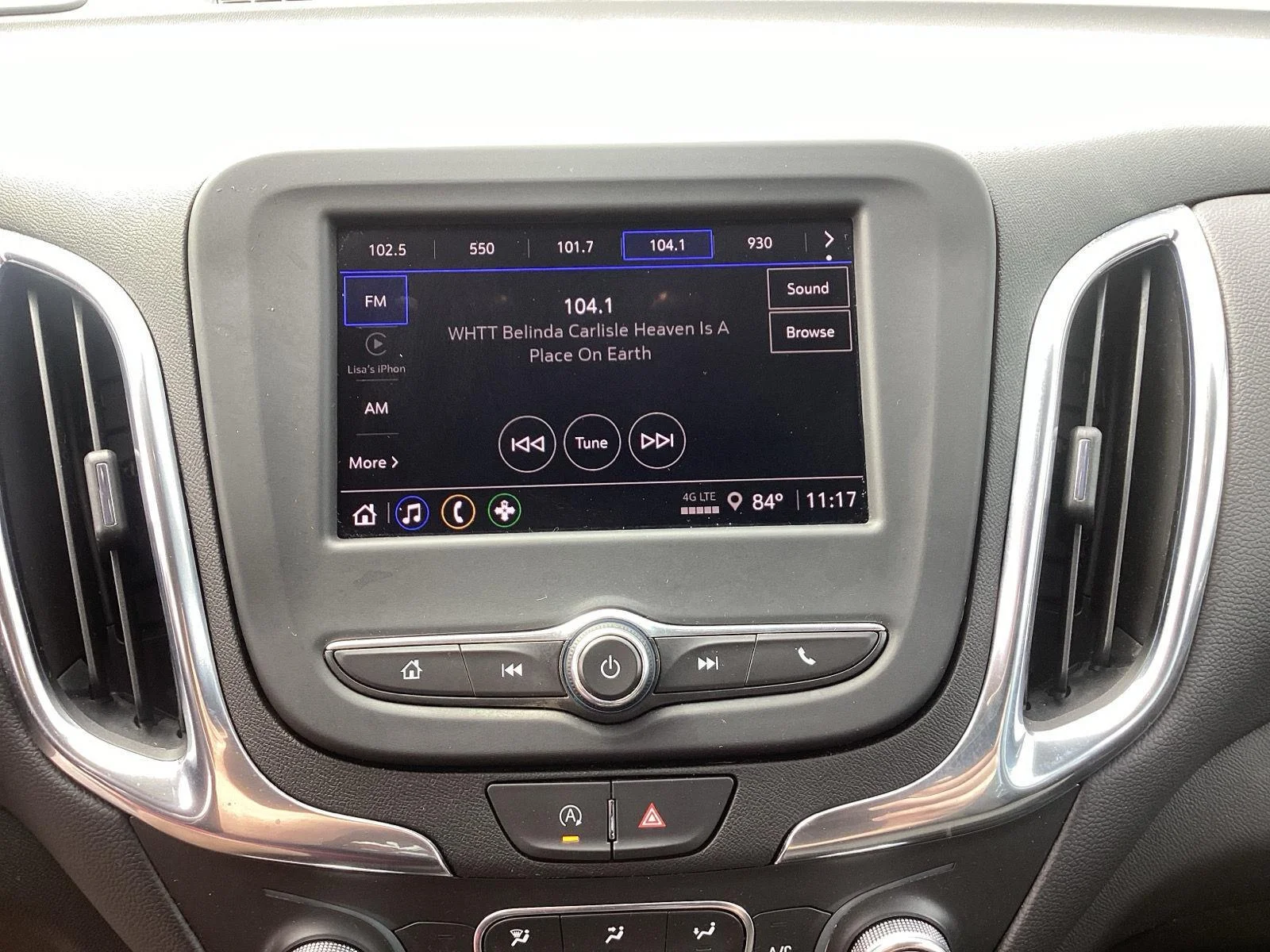 Used 2024 Lakeshore Blue Metallic Chevrolet LT image 22