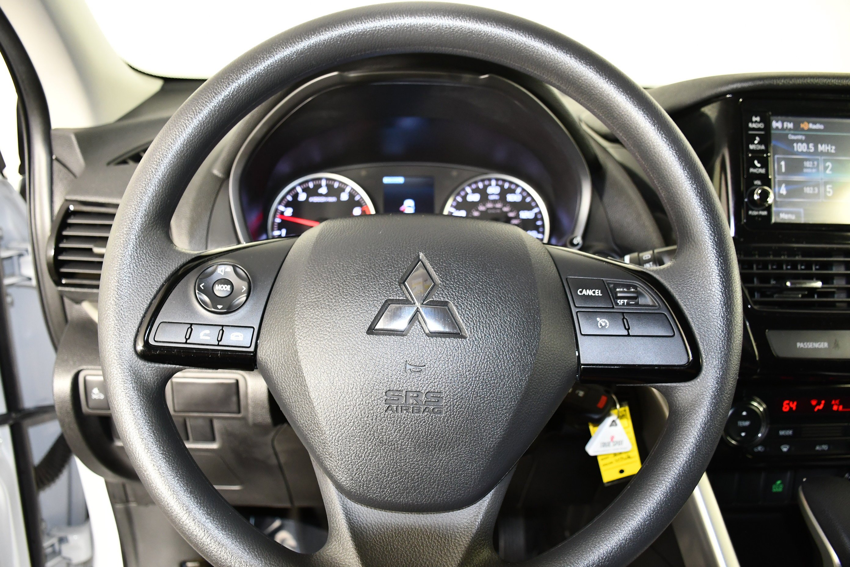 Certified Used 2024 White Diamond Mitsubishi ES image 19
