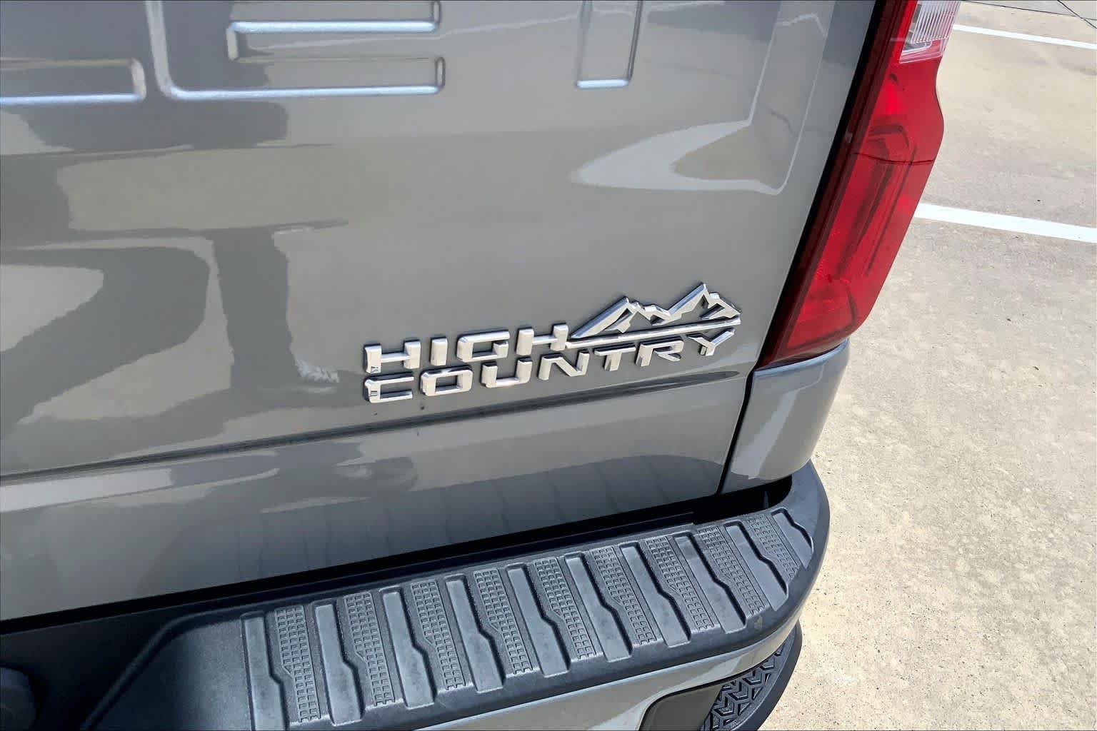 Used 2023 Sterling Gray Metallic Chevrolet High Country image 10