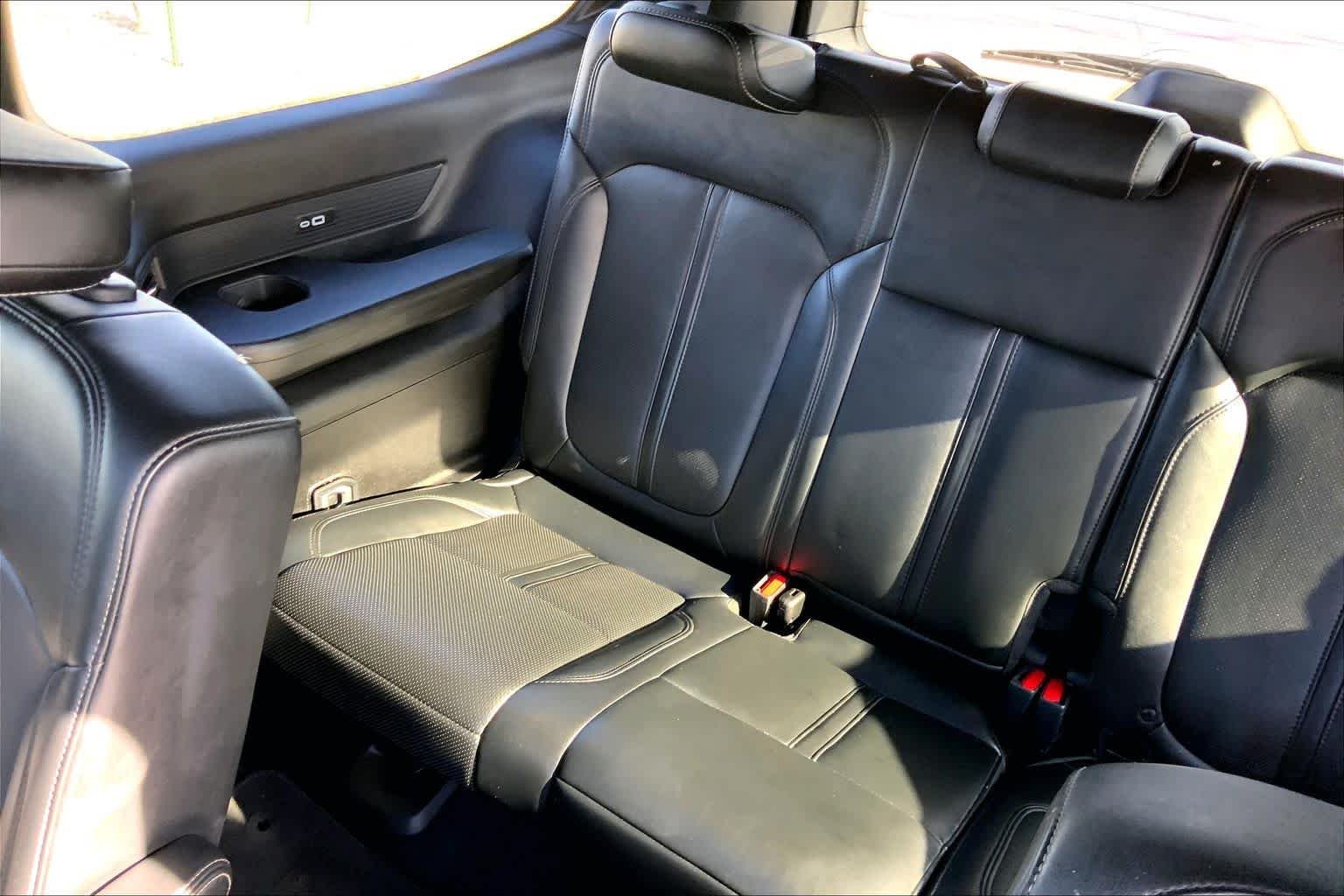 2025 Jeep Wagoneer Series II - Photo 16