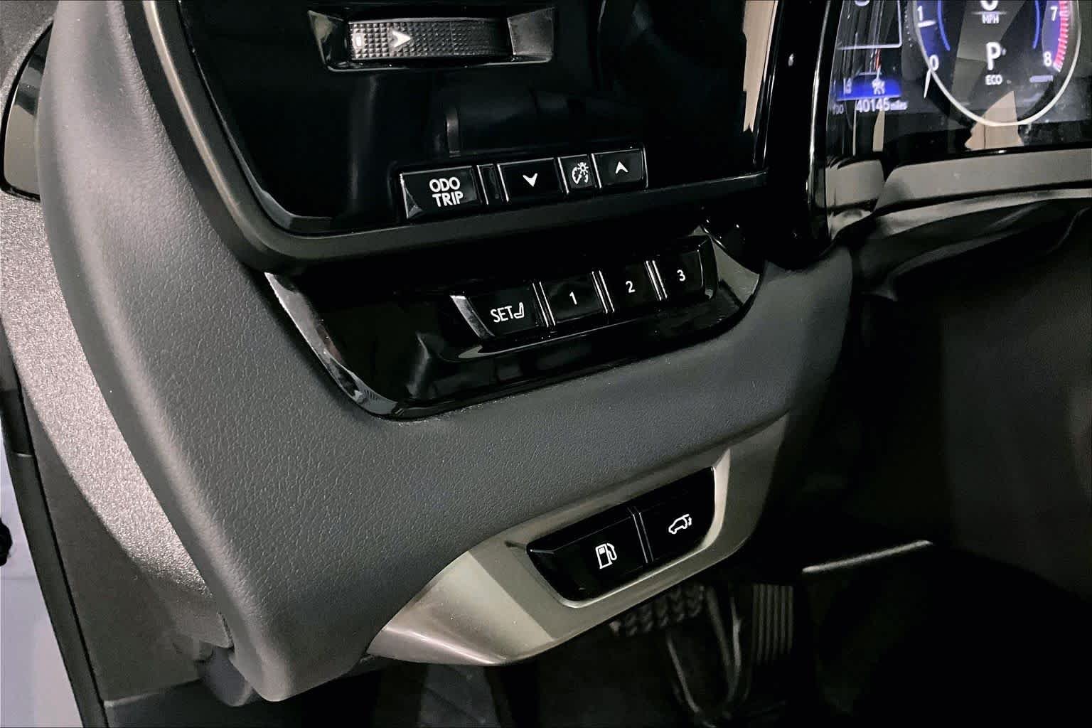Used 2024 Iridium Lexus Premium image 50