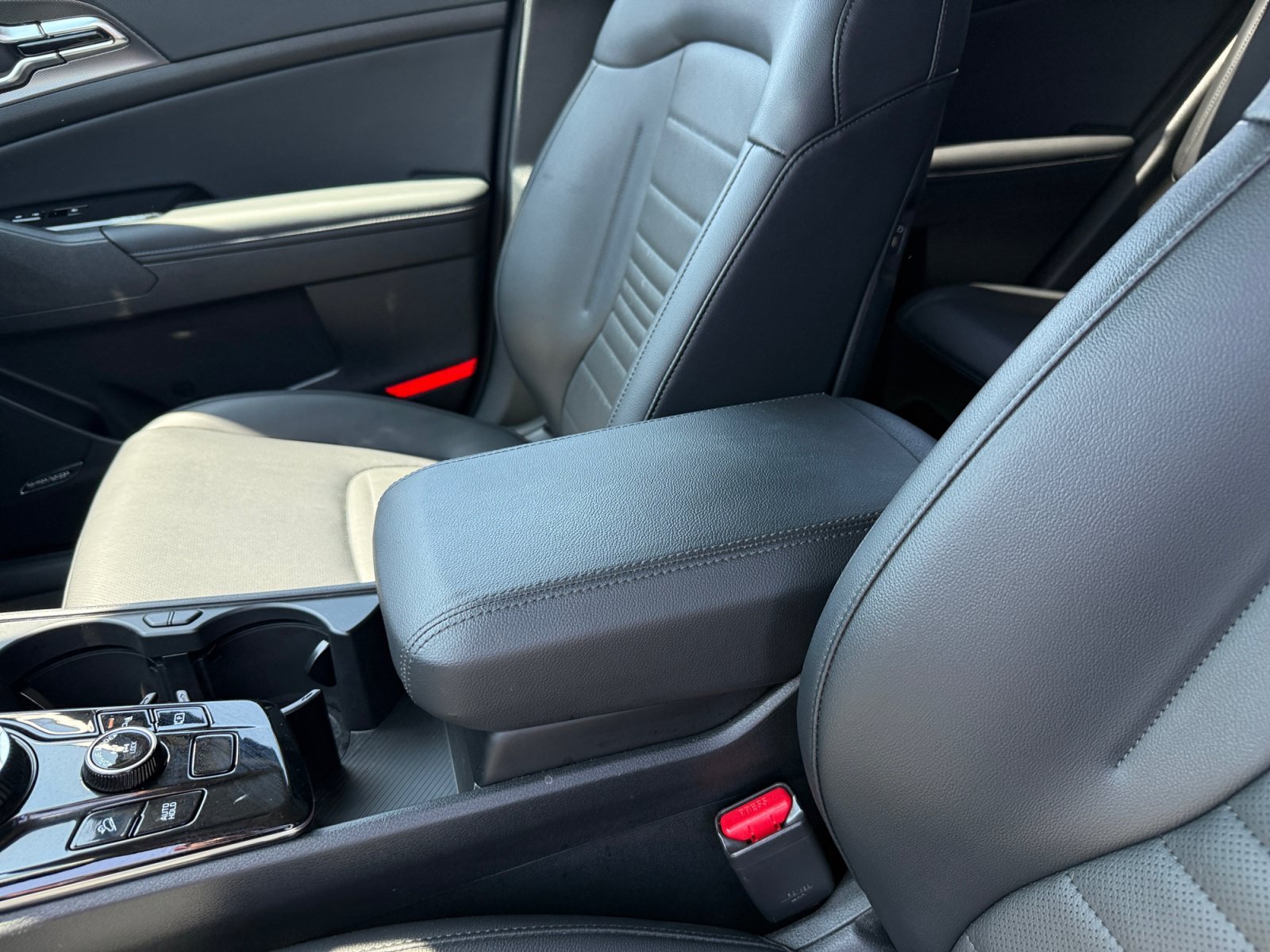 Used 2025 Vesta Blue Kia SX-Prestige image 14
