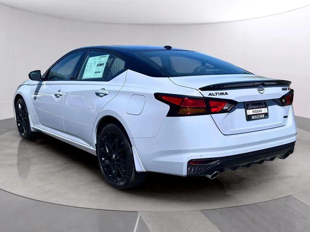 New 2026 Gray Sky Pearl / Super Black Two-tone Nissan SR Midnight Edition® image 5
