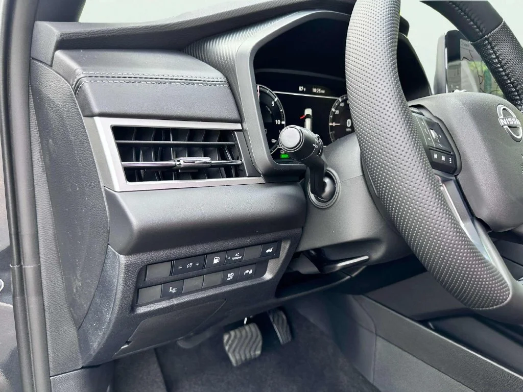 New 2026 Moonrock Gray Nissan Platinum image 34