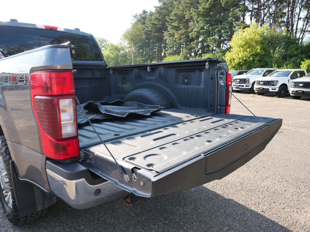 Certified Used 2022 Gray Ford XLT image 9