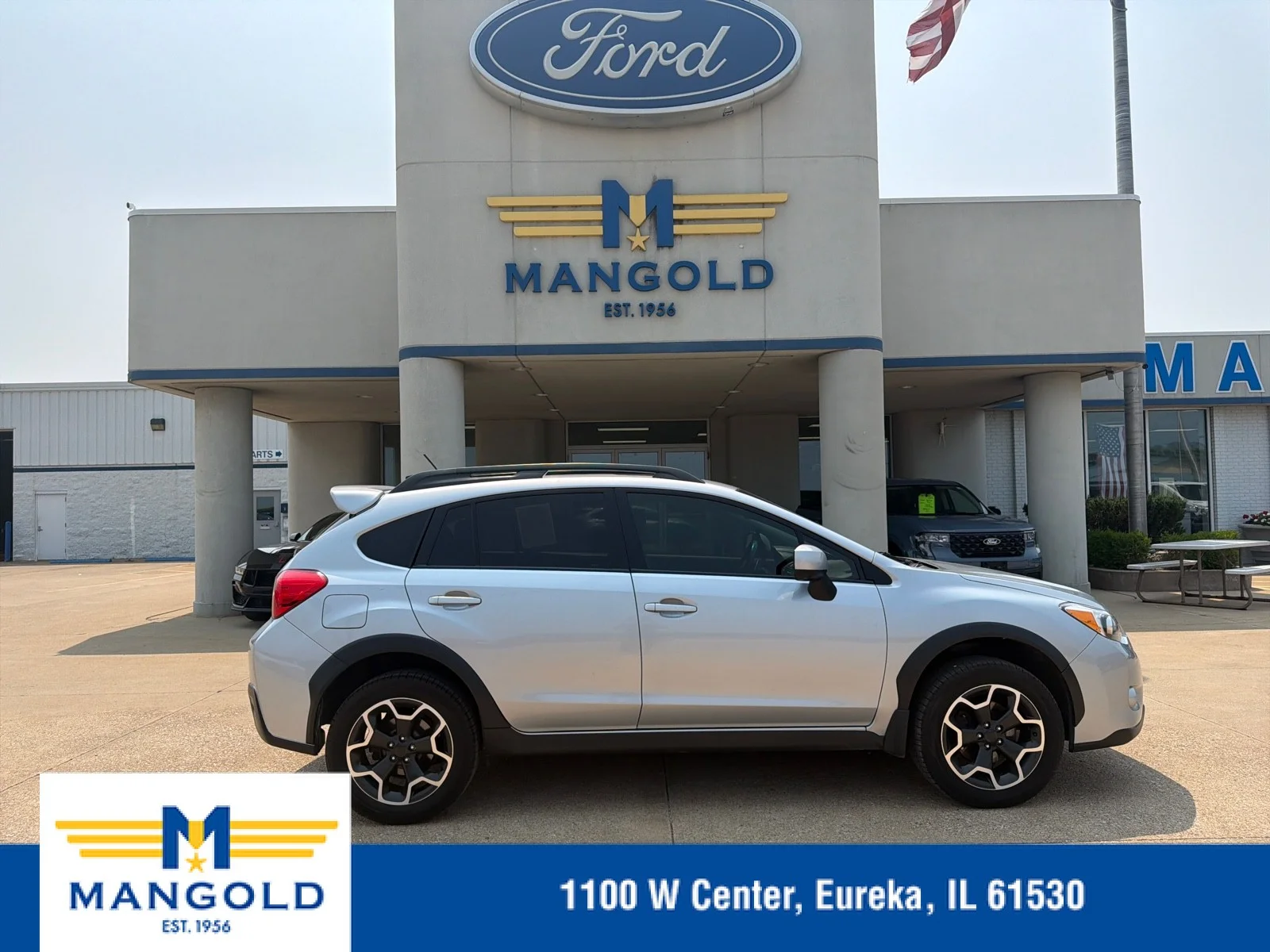 Used 2013 Ice Silver Metallic Subaru Limited image 1