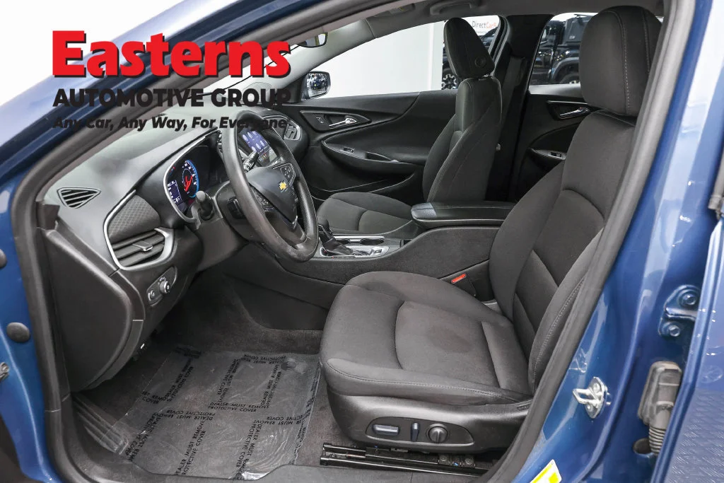 Used 2024 Blue Chevrolet LT image 14