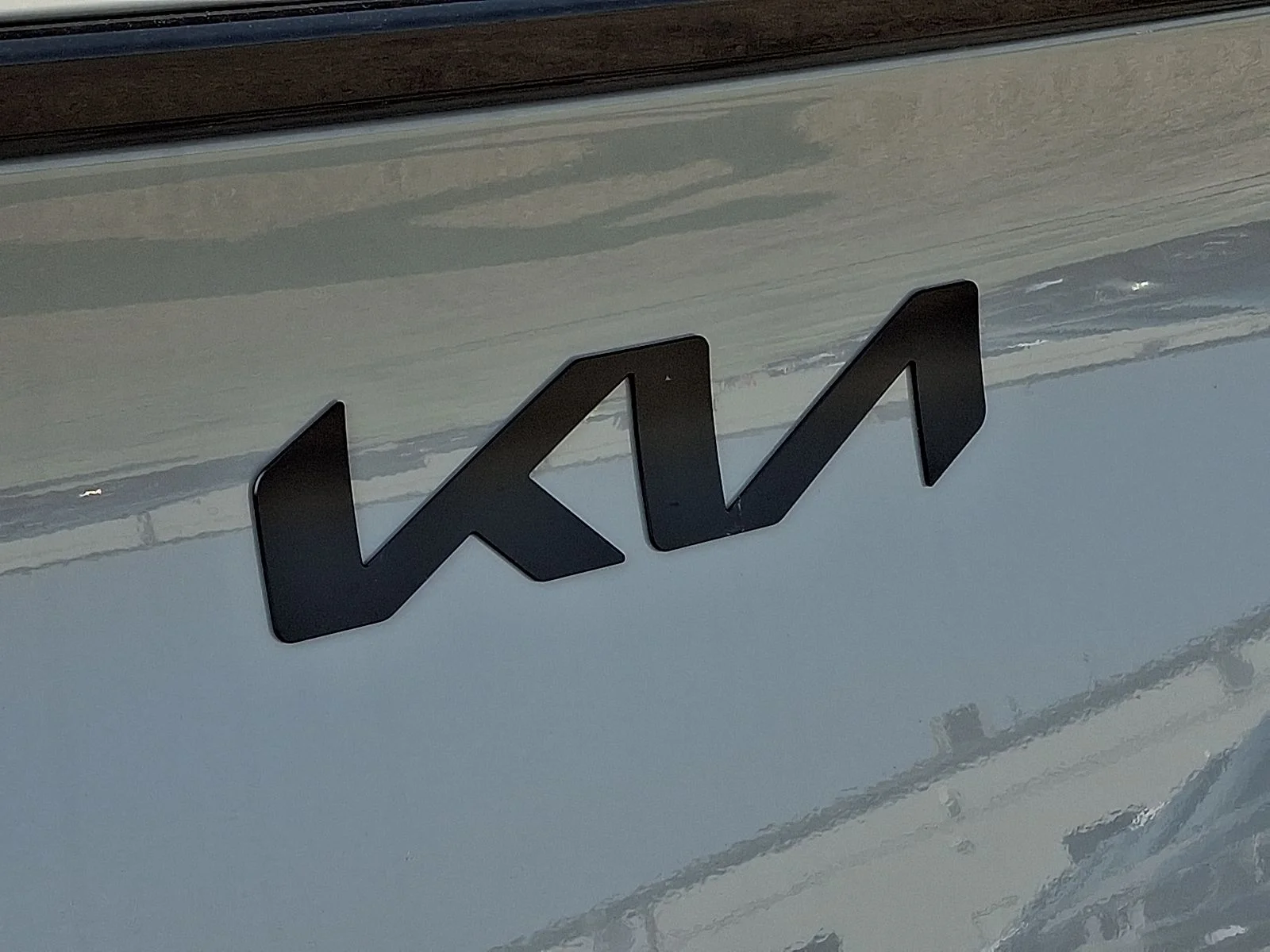 New 2026 Gray Kia X-Line image 21