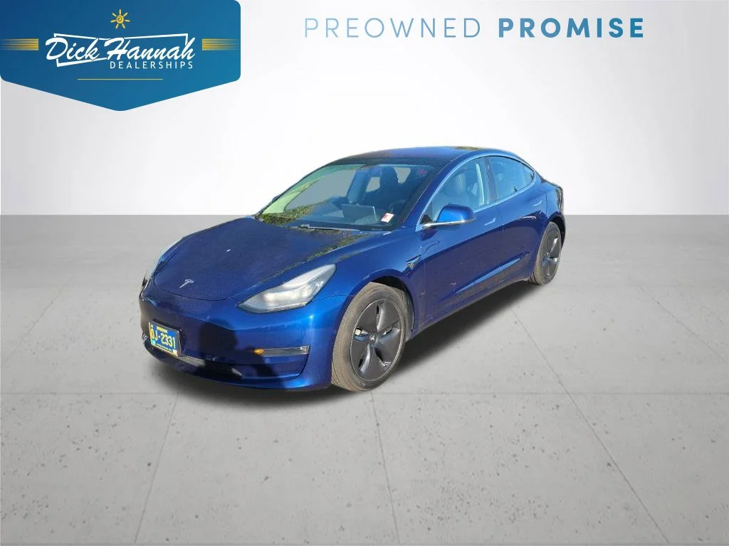 Used 2018 Blue Tesla Long Range image 1